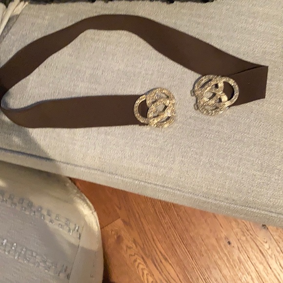 Chico’s gold and brown stretchy belt - Picture 4 of 7